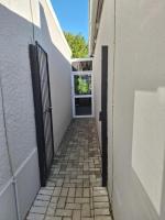 Stay a While Self catering - B&B Newton Park