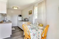 4 Mi to Rio Grande: Bosque Farms Home w/ Patio! - Chambres d'hôtes Los Lunas