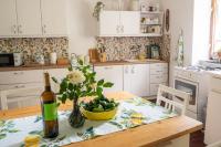 Rustic House in Vipava Valley - Bed and Breakfast Lozice