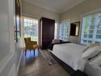 Apartment mit 2 Schlafzimmern und Poolblick