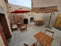 Appartement Bohème 4 personnes à 12 min du Puy du Parc - Chambres d'hôtes Châteaumur