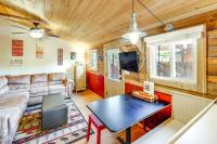 1 Mi to Grand Lake Pet-Friendly Cabin with Grill! - B&B