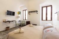 Double or Twin Room with Private Bathroom