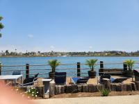 2 bedroom Marina Apartment - Bed and Breakfast Los Angeles