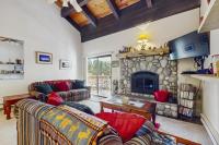 Woodstock and Snoopy - B&B Incline Village