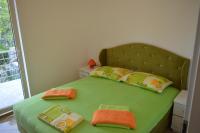 One-Bedroom Apartment with Balcony