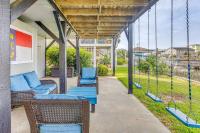 Gorgeous OIB Escape with Dock and Canal View! - Ferienwohnung Ocean Isle Beach