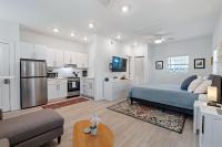 Courtyard Cottage- 15 Min Walk to Downtown - B&B Saint Augustine