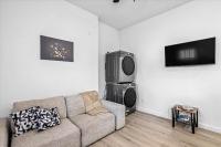 Flat Nr Heights Downtown Games WiFi TV Pets - B&B Houston