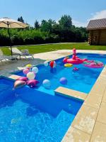 Complexul Rustic - Ferienwohnung Fryk