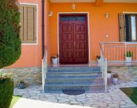 Demaj House - B&B