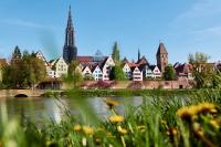 Apartment mit 3 Schlafzimmer- Stadtmitte - Bed and Breakfast Neu-Ulm