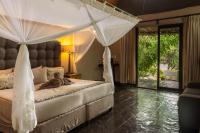 Thamalakane River Lodge - B&B