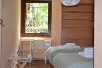 2 Bedroom Apartment with Garden View, Calle Gibraltar 18