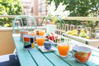 Sea View Rome Luxe Stay - 7 pax, 2 baths, 100mt from the sea, A-C, terrace - B&B Lido di Ostia