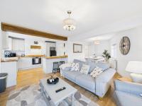 Corner House- hot tub and outdoor fireplace - B&B Herstmonceux