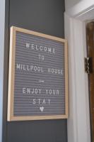3 BR Home With Football Table in Smethwick, Birmingham - B&B Birmingham