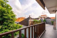 Baliwatchi villa with Kitchen, Wi-Fi and Pool - B&B Canggu