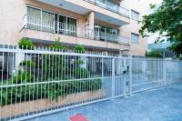 250m da praia com AC, 4 quartos| Brazilian Corner - B&B Guarujá