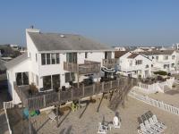 Bay Front Home - Watch the sun rise over LBI. Pier for Boat/Swim/SUP/Kayak/Crab - Chambres d'hôtes Manahawkin