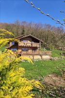 Chalet d'exception avec sauna et jacuzzi - vue imprenable sur la campagne - B&B Sainte-Blaizine