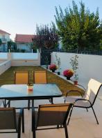 SaNi Mare Luxury Villa - Bed and Breakfast Níkiti