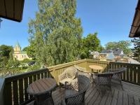 Kooli 7 - II floor sea view apartment with balcony in Haapsalu Old Town - Chambres d'hôtes Haapsalu