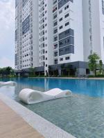 Comfy Cheras C180 Belakong Tradres Park 3BR 2 Bath Room 2 Carpark - Chambres d'hôtes Cheras