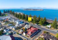 Esplanade Beachfront at Victor- 2-12A Esplanade, - B&B Victor Harbor