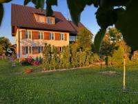 Ruhiges wohnen mit Bergblick - B&B Hergensweiler