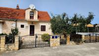 Apartments Jela - B&B Splitska