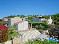 Villa Samanta with Private Pool & Vineyard Views - Ferienwohnung Momjan