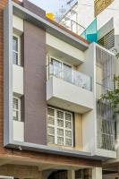 Gatsby Grandeur Luxury Villa with Private Theater & Terrace By Spacez - Chambres d'hôtes Bangalore