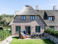 Luxuriöse Doppelhaushälfte mit Terrasse, Kamin und WLAN in bester Lage - Ferienwohnung Wenningstedt