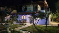 Rhea Seaside Villa - B&B Karianí
