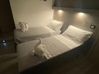Single Room with Private Bathroom