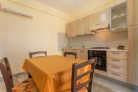 One-Bedroom Apartment 2