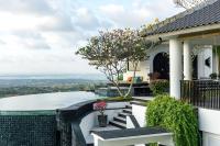 Tropical Bliss Villa with Pool in Bali - Villa Ocean's Height - Chambres d’hôtes Kuta