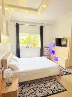 lovely Apartment Rental with Pool - B&B Assila