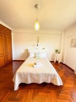 Superhost Stay Garden View Double Room near Lisbon and Beaches - B&B Corroios