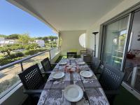 Sol-y-Days Fleurie 1 Appartement Grande Terrasse et Parking - Chambres d’hôtes La Grande-Motte