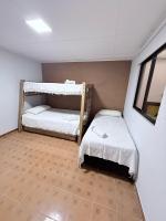 Habitación Familiar con baño compartido