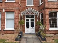 London Apt - Sleeps 5 - Great Transport links - B&B London