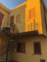 Una Piscina sul Mare Apartment - B&B Milazzo