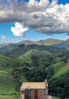 Terraços das Estrelas - Refúgio a 3 km do centro de Gonçalves! - B&B Gonçalves