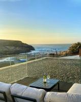 The North Cove, 20m to the Sea, Modern Studio Apartment - B&B