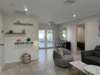 Pool house in Englewood - B&B Englewood