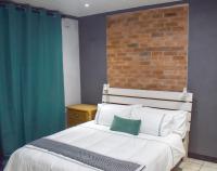 Blade Flatlet - B&B