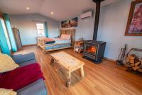 Charming Turquoise Cabin in Monument Valley - B&B