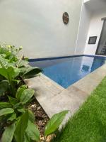 Sabrina Sweet Villa Batu walking distance Jatim Park 2 - B&B Batu
